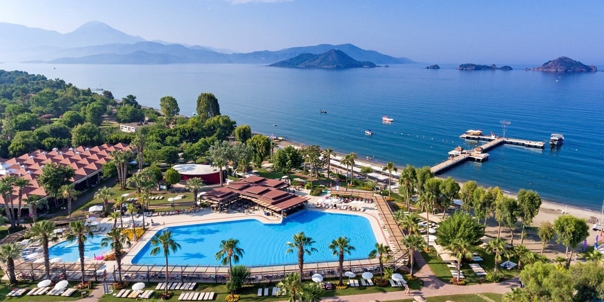 easyJet holidays and Winnow launch Guide to Reducing Food Waste in Resorts